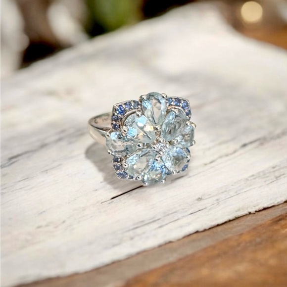 🩵Aquamarine💙Sapphire🤍Topaz Sterling Silver Ring (5.25) - Picture 9 of 15
